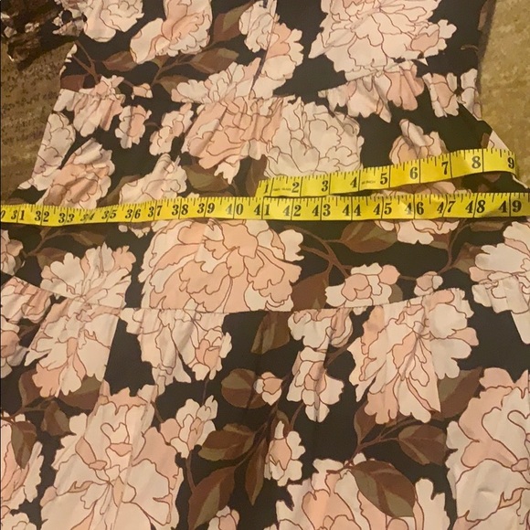 Dress - Picture 5 of 6